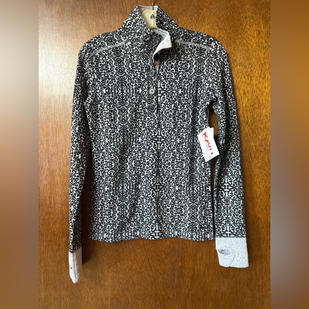 Kavu Black and White Patterned Women's Blouse